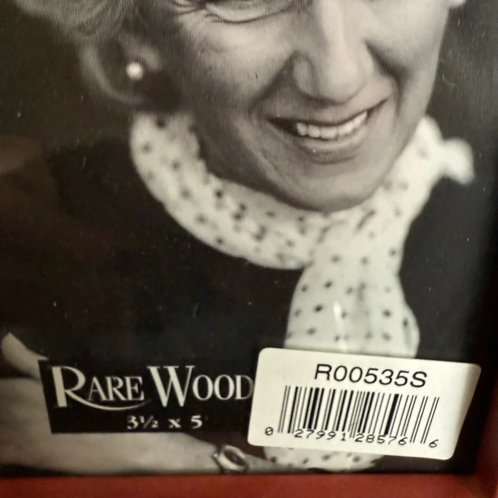 Grandma Photo Frame 3.5 x 5 Photo Opening Rare Woods New‎